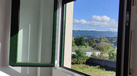 Foto 2 de Casa o xalet en venda a Avenida del Omarin, 44, Bembibre, León