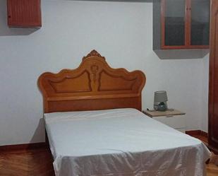 Bedroom of Flat to share in Vigo   with Furnished