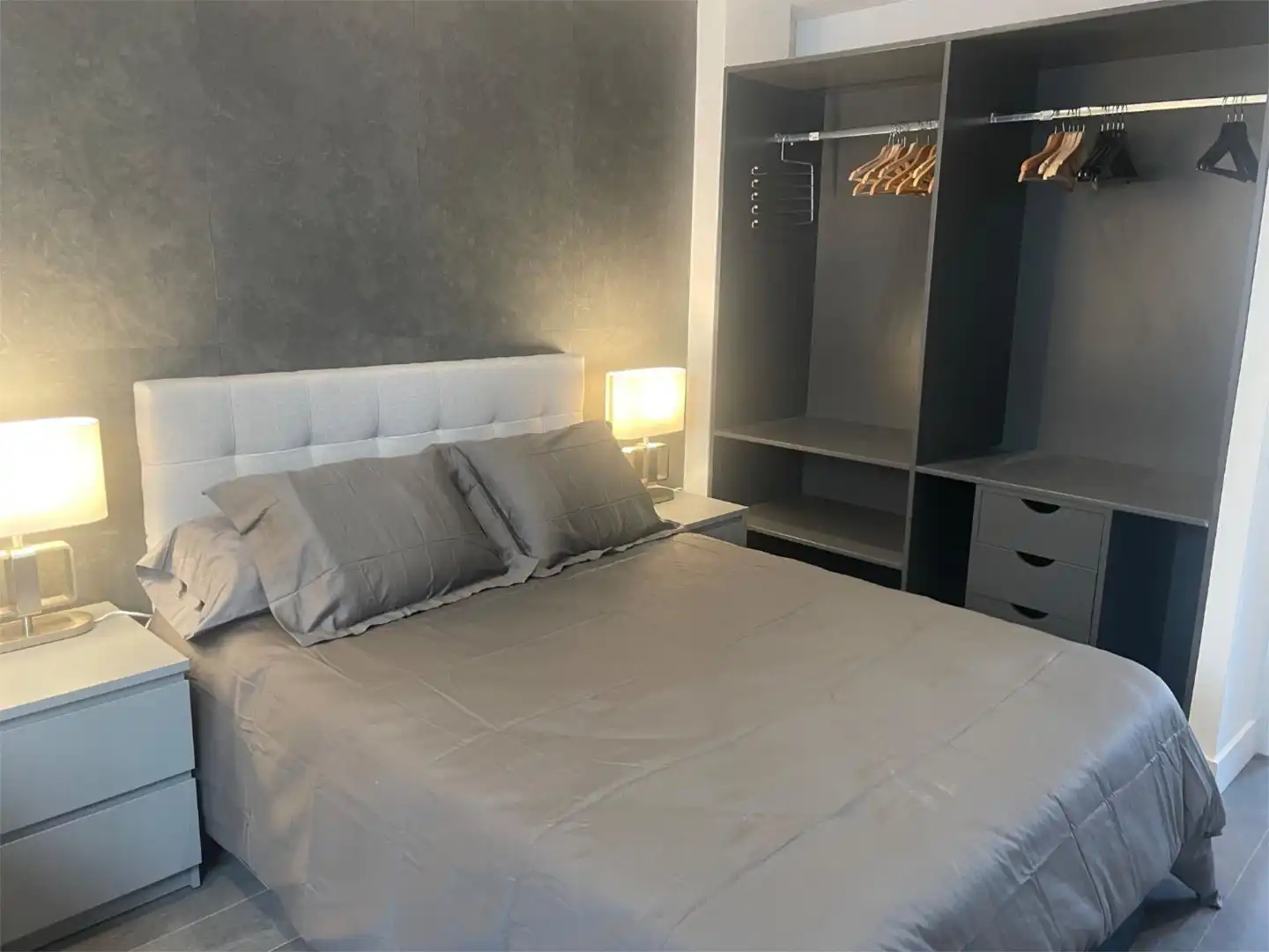 Room in Avenida de Zarauz, 5, Parque Roma - Coronas Bedroom of Flat for share in San Fernando de Henares with Air Conditioner, Private garden and Furnished