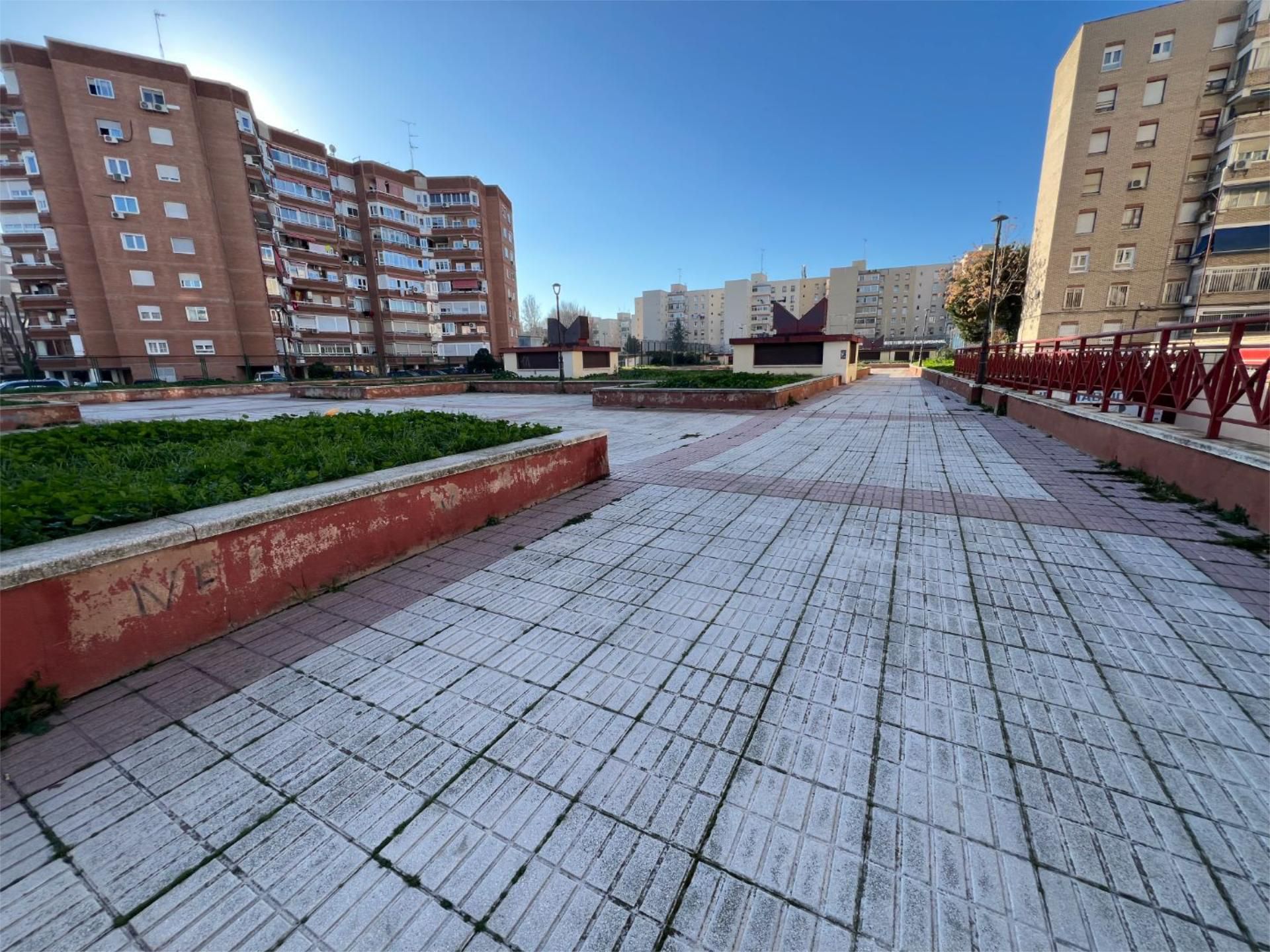 Vista exterior de Garatge en venda en Móstoles