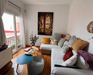 Living room of Flat to share in  Barcelona Capital  with Air Conditioner, Heating and Parquet flooring