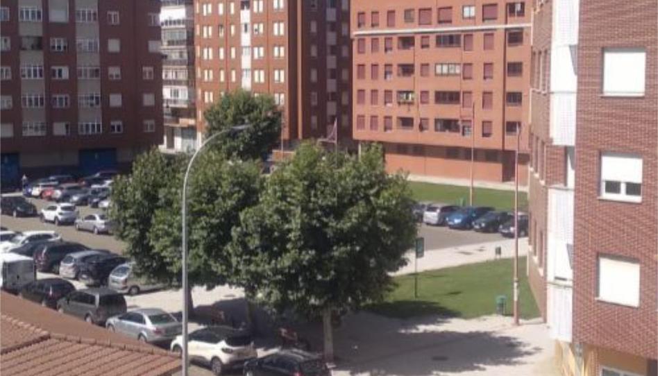 Photo 1 of Flat for sale in Avenida del Alcalde Miguel Castaño, 69, San Claudio - La Chantría, León