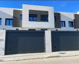 Casa adosada en venda a Calle Mar Egeo, 15, Larache