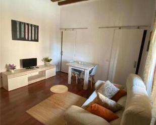 Sala d'estar de Apartament en venda en  Toledo Capital amb Moblat