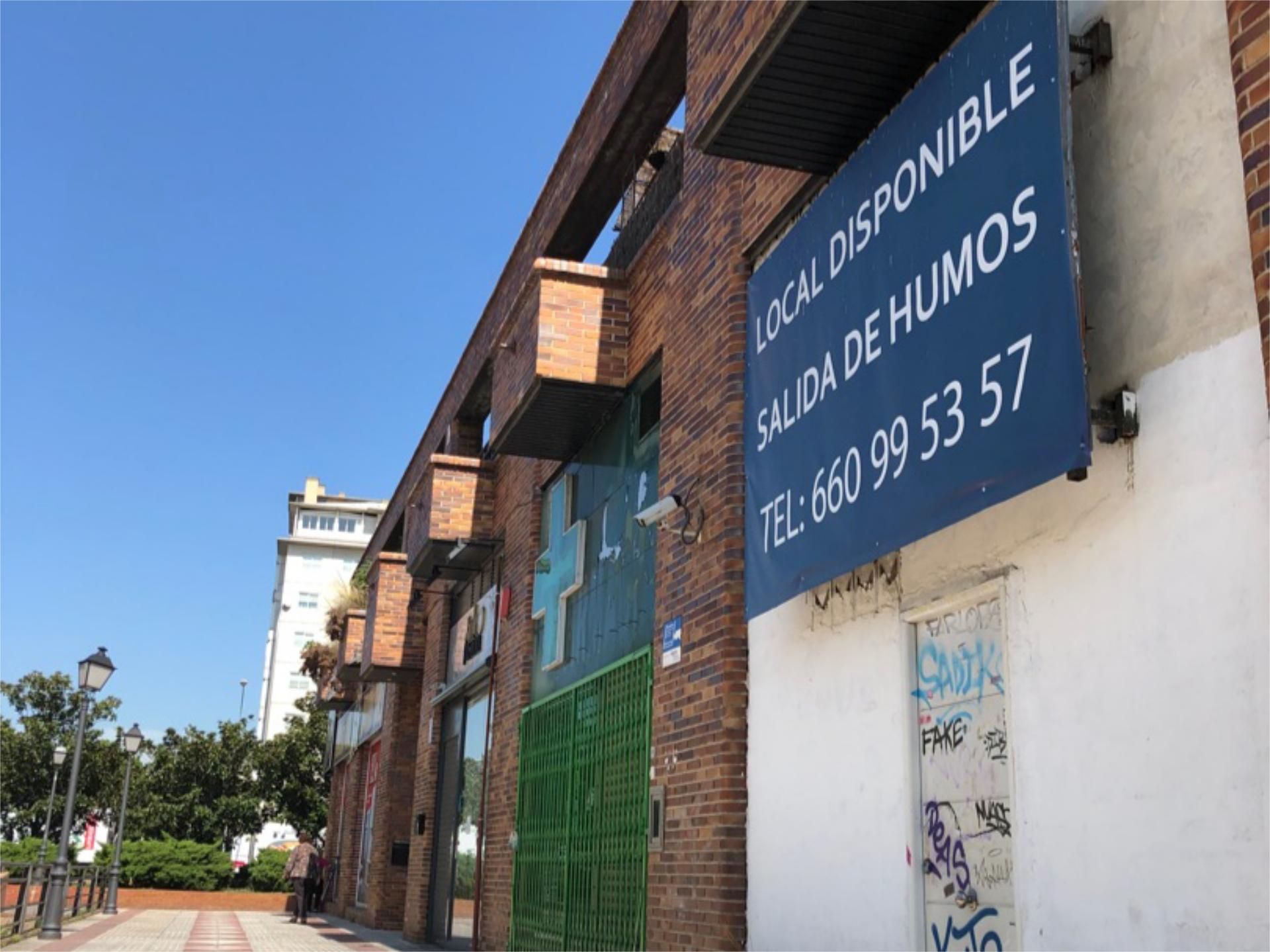 Exterior view of Premises for sale in  Madrid Capital