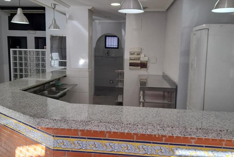 Premises for sale in Calle Capitán Cortés, 35, El Pilar - La Estación, Toledo - image 1 Photo 1 of Premises for sale in Calle Capitán Cortés, 35, El Pilar - La Estación, Toledo