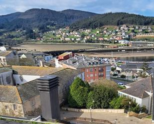 Vista exterior de Pis en venda en Viveiro