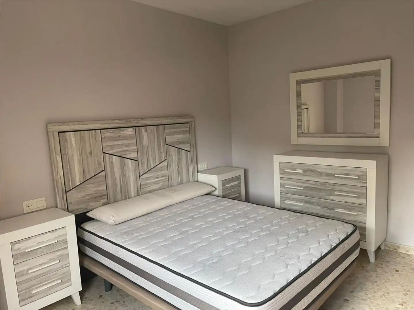 Flat for rent in Calle Antonio González Flores, Chapín - Campus Universitario - Navinco Flat for rent in Calle Antonio González Flores, Chapín - Campus Universitario - Navinco