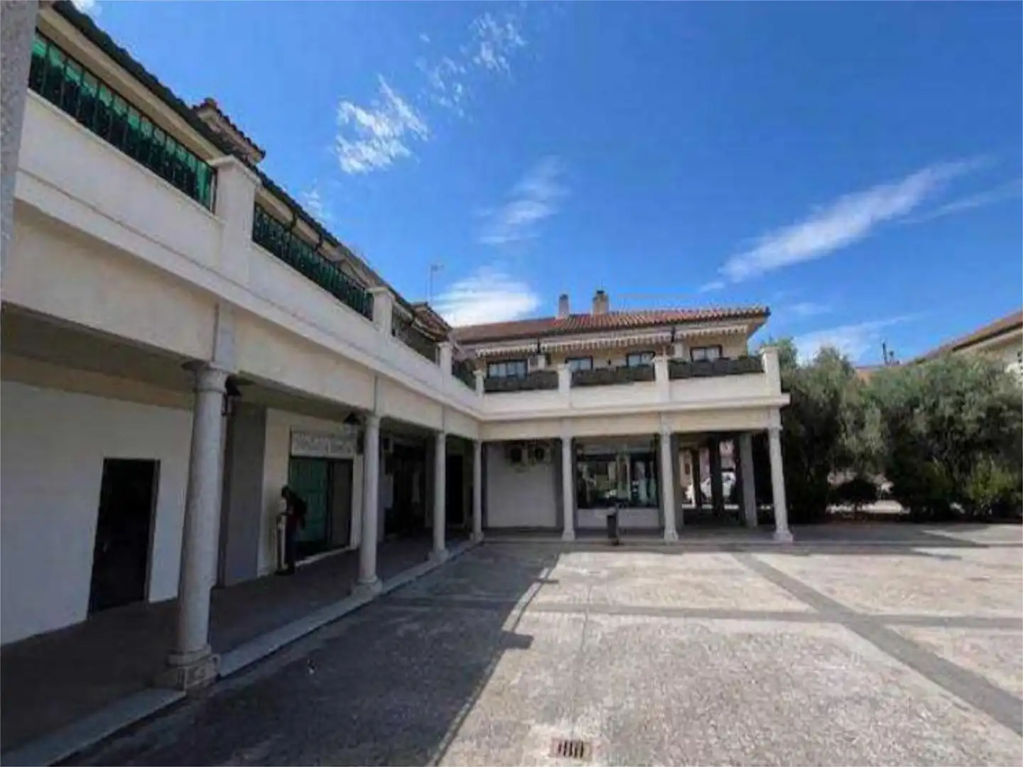 Pis en venda a Plaza de Oriente, 2, Brunete Vista exterior de Pis en venda en Brunete amb Aire condicionat i Terrassa