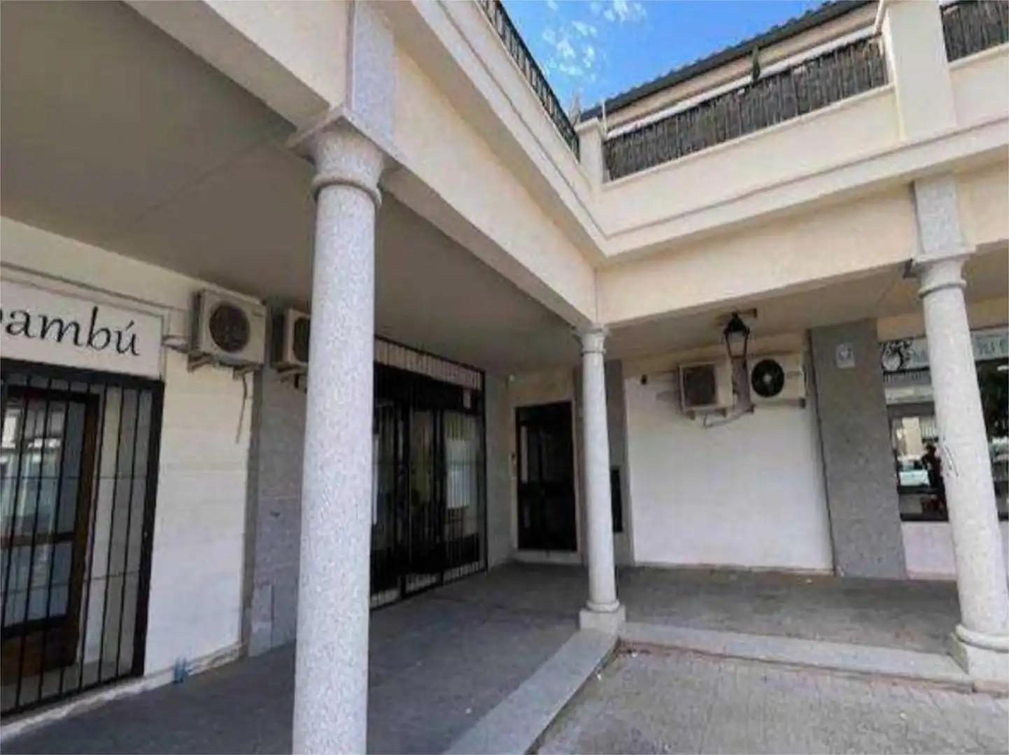 Pis en venda a Plaza de Oriente, 2, Brunete Vista exterior de Pis en venda en Brunete amb Aire condicionat i Terrassa