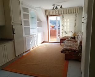 Sala d'estar de Apartament de lloguer en O Grove  