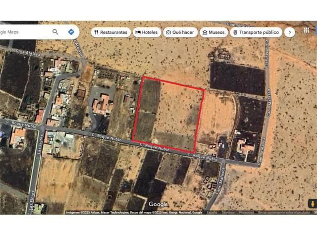 Terreno en Venta en Roque Nublo, 100 en Valles de Ortega