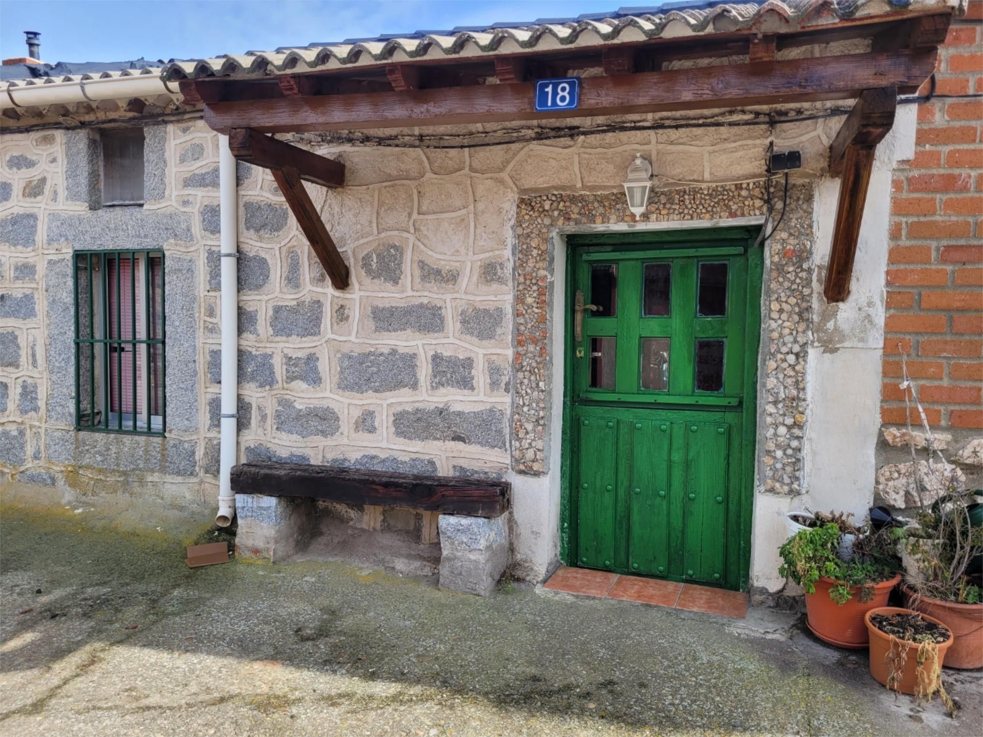 Vista exterior de Pis en venda en Tolbaños
