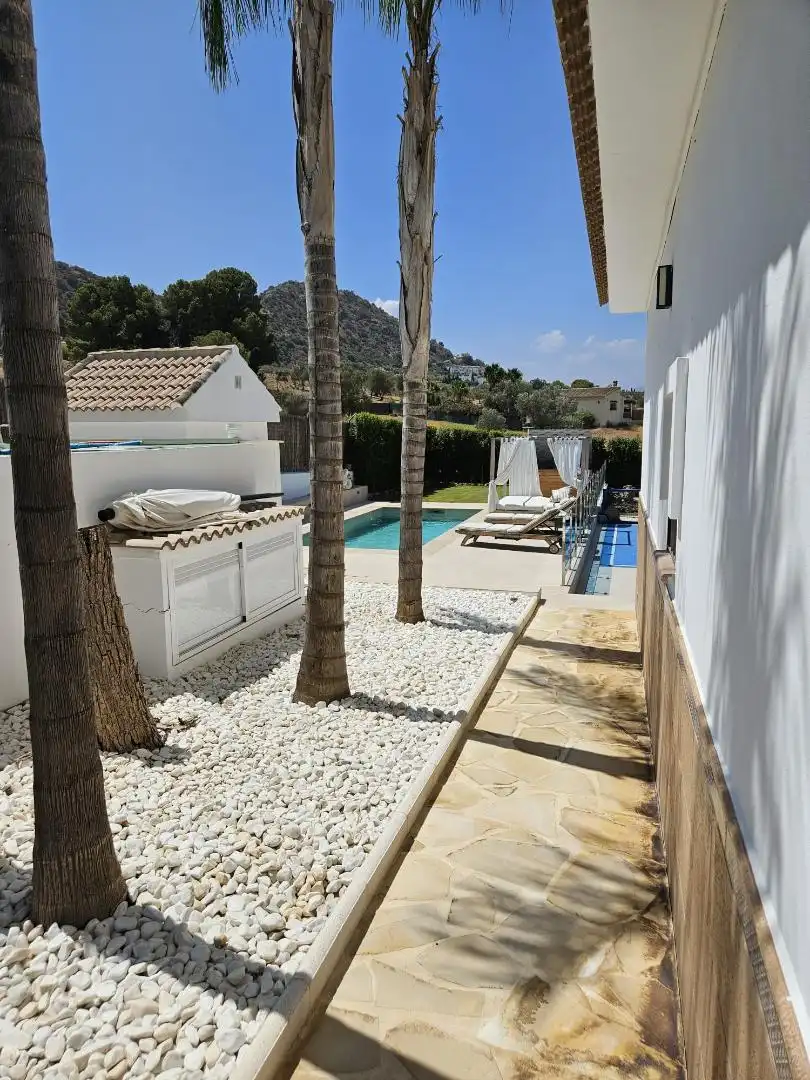 Jardí de Casa o xalet en venda en Coín amb Aire condicionat, Terrassa i Piscina