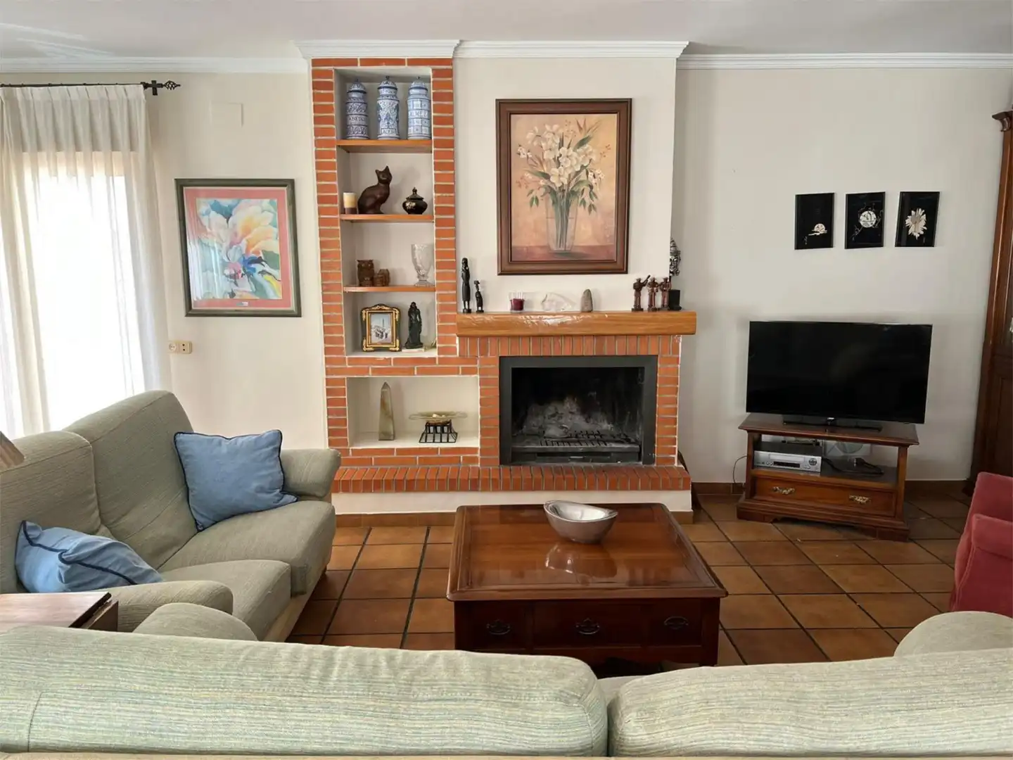 Casa o chalet en venta en Calle Jardín, 20a, Residencial Triana - Barrio Alto Sala de estar de Casa o chalet en venta en Las Gabias con Aire acondicionado, Terraza y Piscina