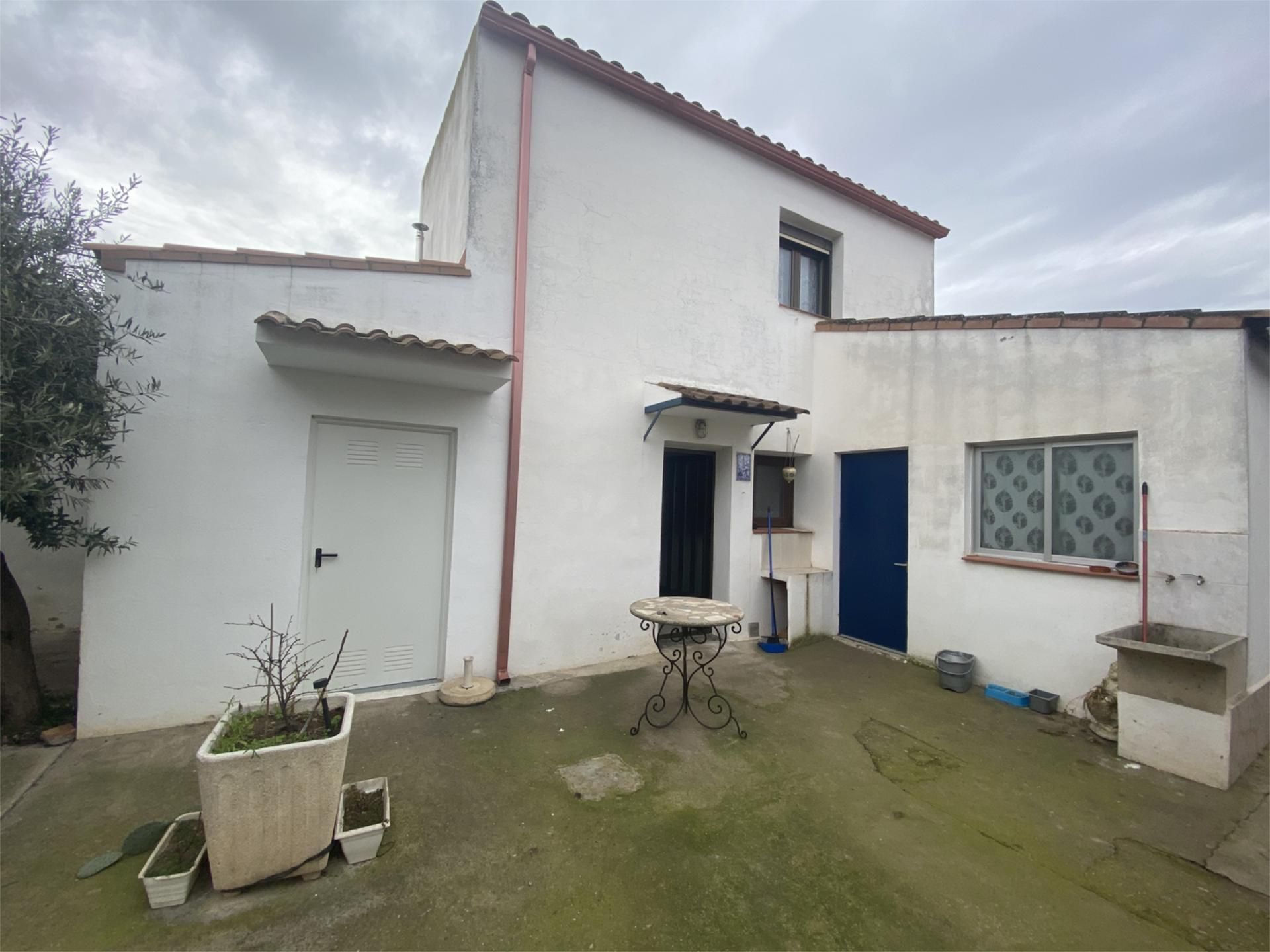 Exterior view of Single-family semi-detached for sale in Vencillón  with Heating, Private garden and Terrace