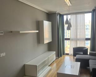 Living room of Flat for sale in  Madrid Capital  with Air Conditioner, Heating and Parquet flooring