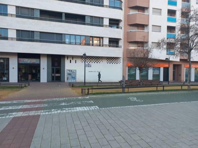 Local comercial en Alquiler en Calle Hellín, 22 en Alto de los Molinos