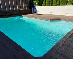 Piscina de Casa o xalet en venda en San Agustín del Guadalix amb Terrassa, Piscina i Balcó