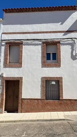 Casa adosada en Venta en Calle San Ildefonso, 34 en Monesterio