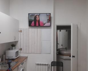 Kitchen of Flat to share in Cuenca Capital  with Heating, Furnished and Washing machine