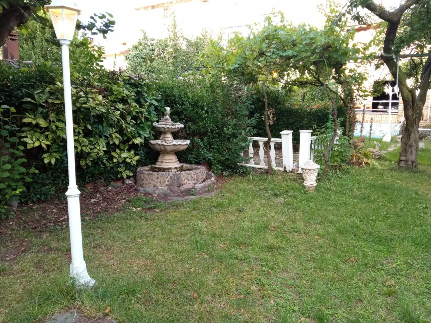 Jardí de Casa o xalet en venda en Baños de Río Tobía amb Balcó