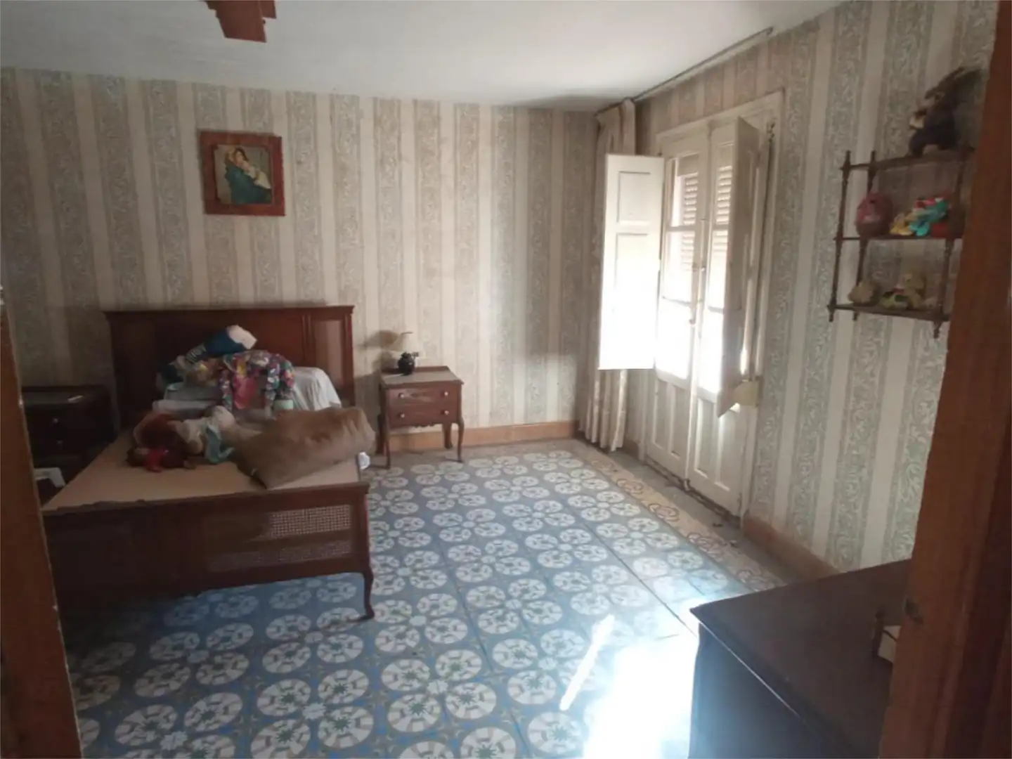 Dormitori de Casa o xalet en venda en Baños de Río Tobía amb Balcó