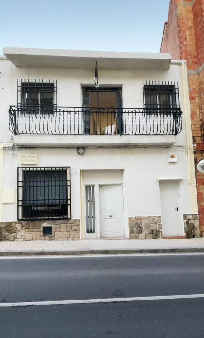 Exterior view of Single-family semi-detached for sale in Llutxent  with Balcony