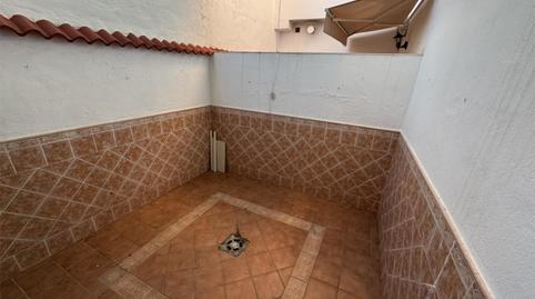 Foto 4 de Casa adosada en venda a Avenida Córdoba, 2, Palma del Río, Córdoba