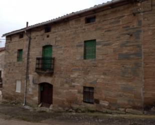 Vista exterior de Casa o xalet en venda en Belorado amb Balcó