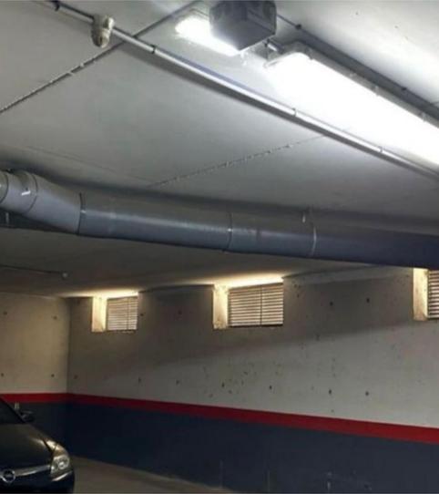 Garage to rent in Calle Santiago Gómez Santa Cruz, 3, Polideportivos Asperon - Mariano Vicen, Soria - image 2 Photo 2 of Garage to rent in Calle Santiago Gómez Santa Cruz, 3, Polideportivos Asperon - Mariano Vicen, Soria