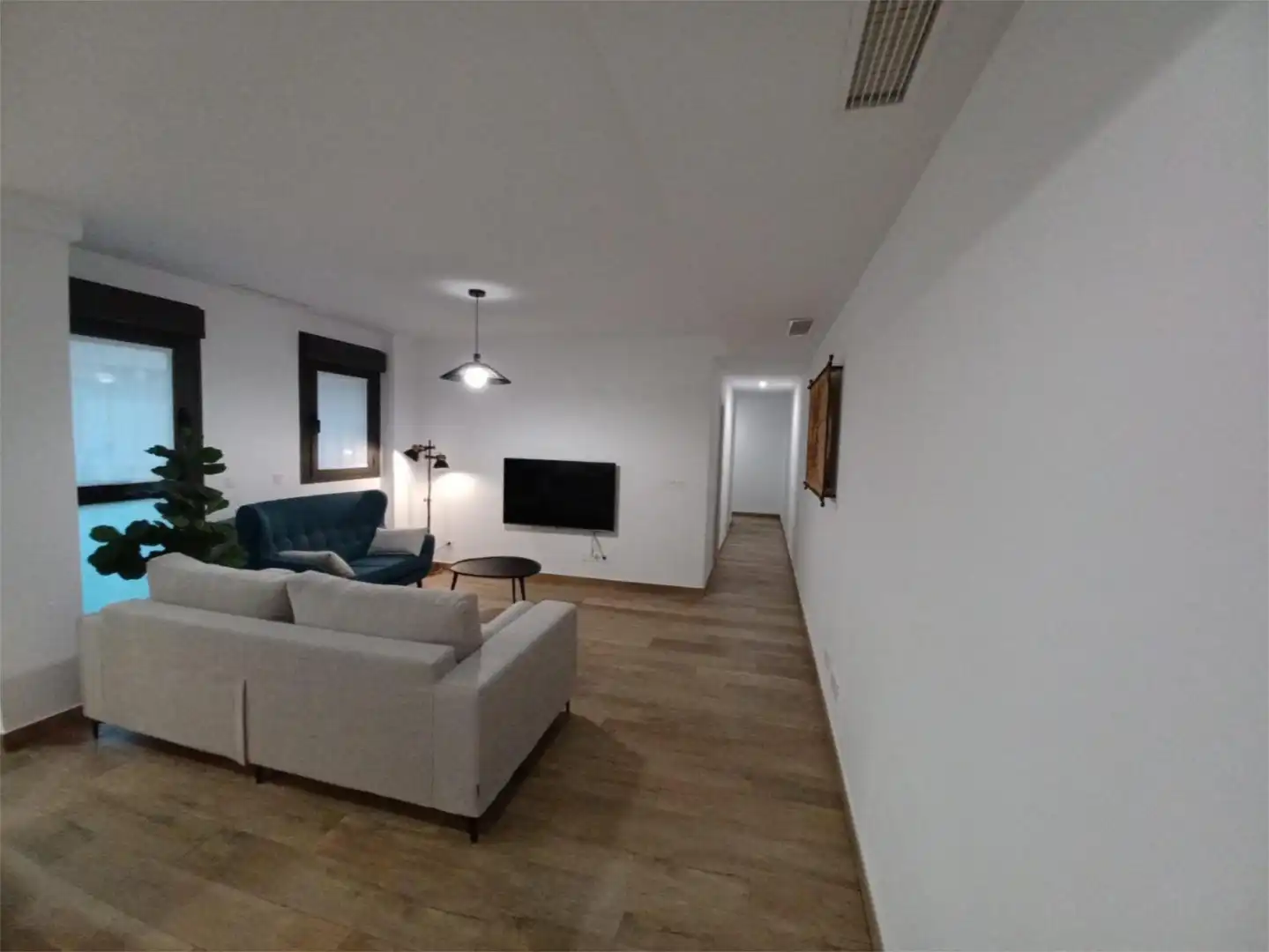 Flat for rent in Calle José Luis Pérez Pujadas, 37, Parque Lagos Living room of Flat for rent in Granada with Air Conditioner, Heating and Terrace