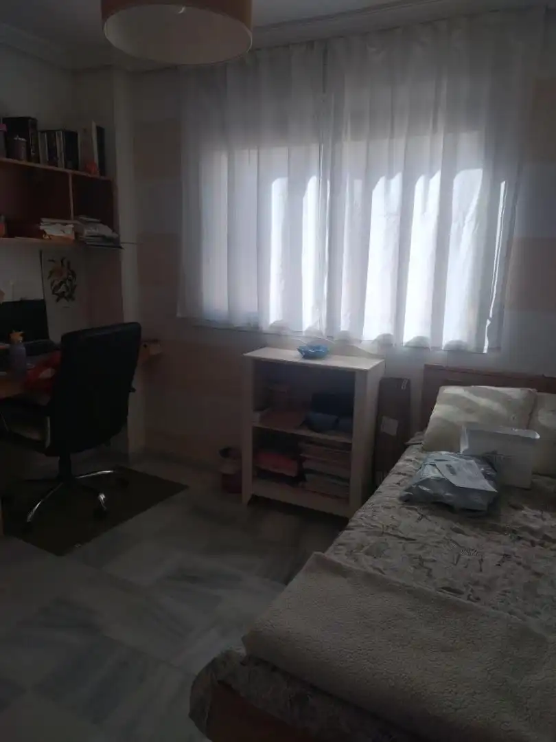 Casa adosada en venta en Calle Diego Martinez Barrios, 4, Castilleja de la Cuesta