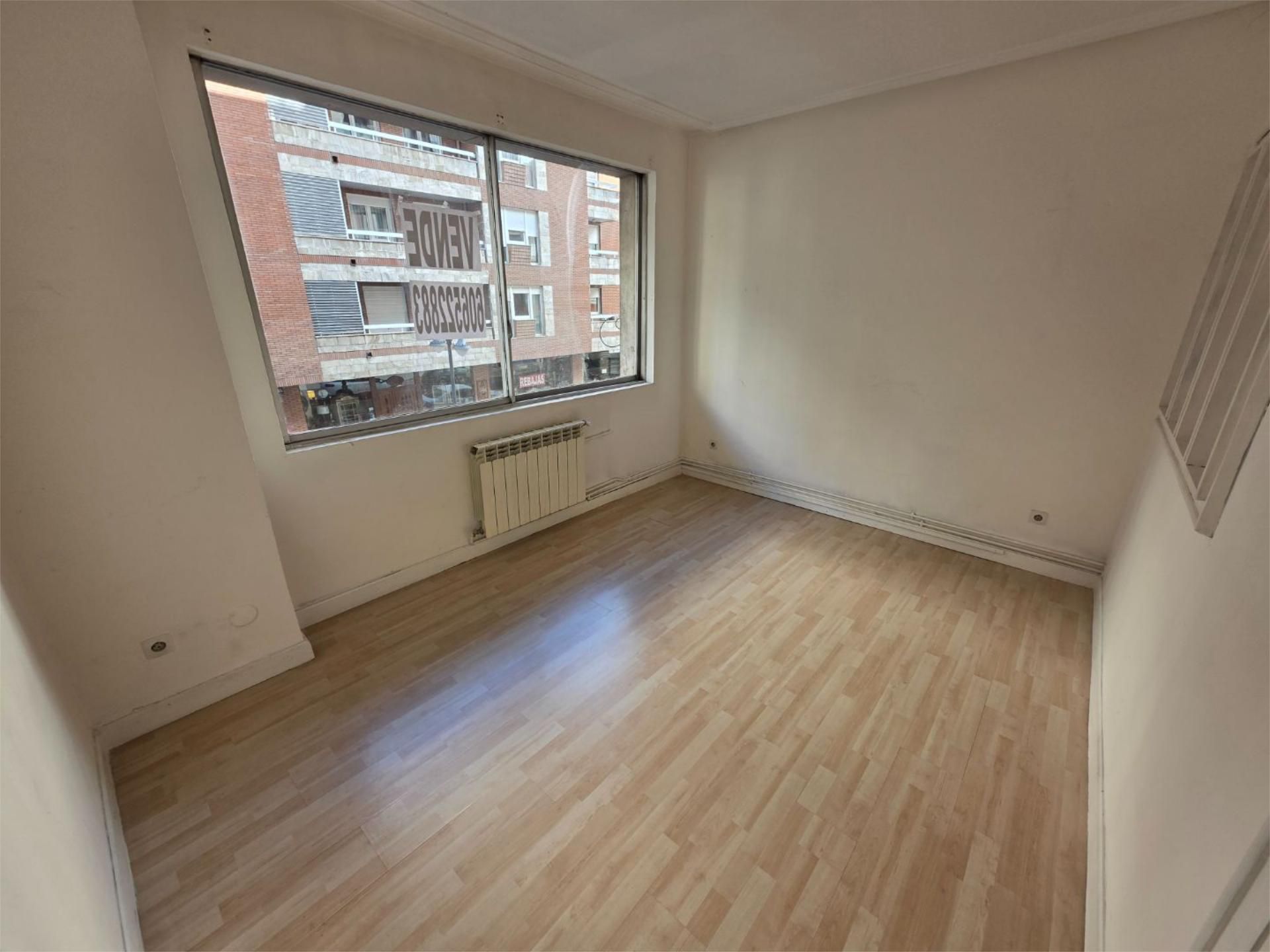 Bedroom of Office for sale in León Capital 