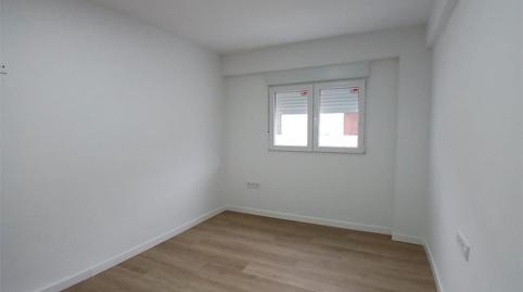 Flat to rent in Carrer de Ciril Amorós, 28, El Pla del Remei, Valencia - image 5 Photo 5 of Flat to rent in Carrer de Ciril Amorós, 28, El Pla del Remei, Valencia