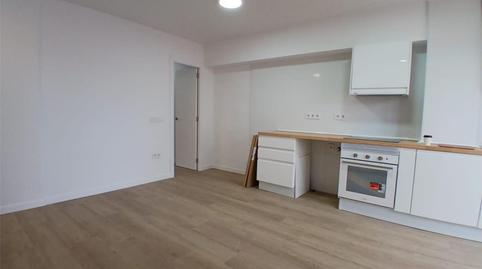 Flat to rent in Carrer de Ciril Amorós, 28, El Pla del Remei, Valencia - image 2 Photo 2 of Flat to rent in Carrer de Ciril Amorós, 28, El Pla del Remei, Valencia