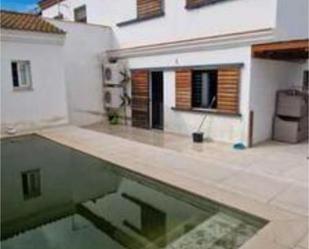 Single-family semi-detached to rent in Los Molares