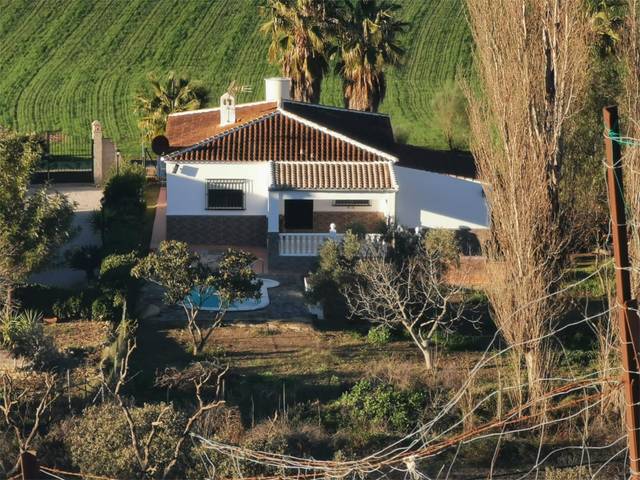 Casa-chalet en Venta en Diseminado Cortijo Chico, 1 en Olvera