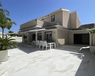 Terrassa de Casa o xalet en venda en Pilar de la Horadada amb Aire condicionat, Terrassa i Piscina