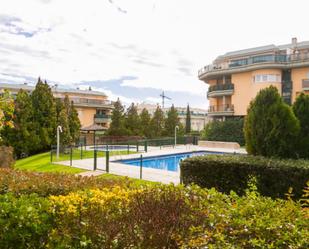 Exterior view of Flat for sale in Las Rozas de Madrid  with Terrace and Swimming Pool