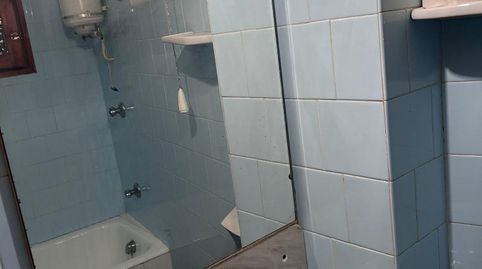 Foto 2 de Casa adosada en venda a Calle Ballestería, 8, Bejís, Castellón