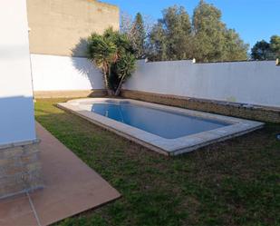 Swimming pool of House or chalet for sale in Chiclana de la Frontera  with Air Conditioner, Heating and Terrace