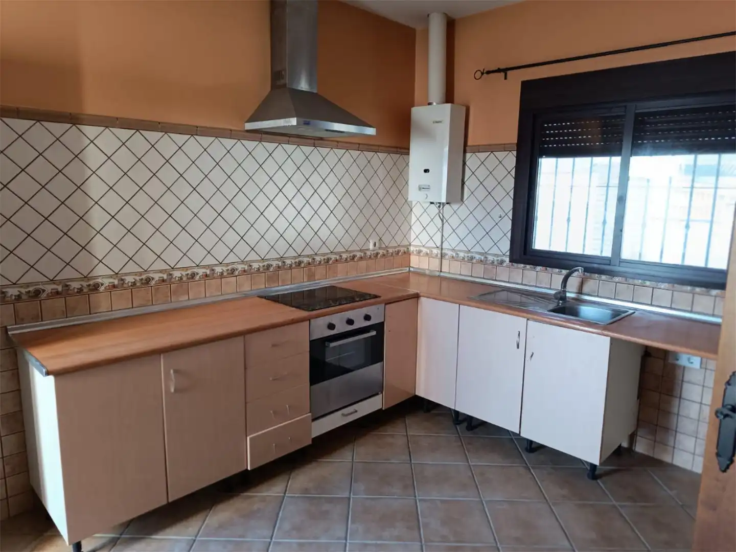Kitchen of Houses for sale in Chiclana de la Frontera  with Air Conditioner, Heating and Terrace