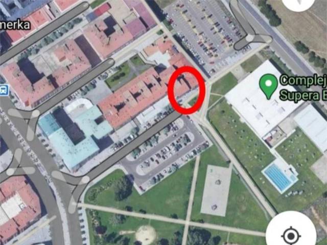 Garaje en Alquiler en Calle Abad de Santullán, 13 en Las Eras de Renueva