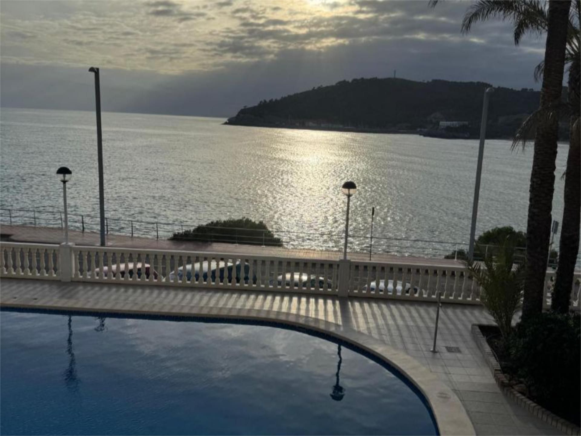 Swimming pool of Flat for sale in Oropesa del Mar / Orpesa