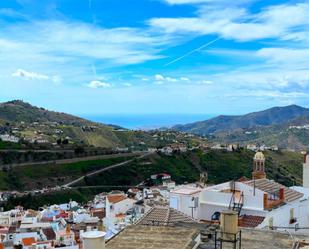 Vista exterior de Casa adosada en venda en Cómpeta amb Terrassa i Traster