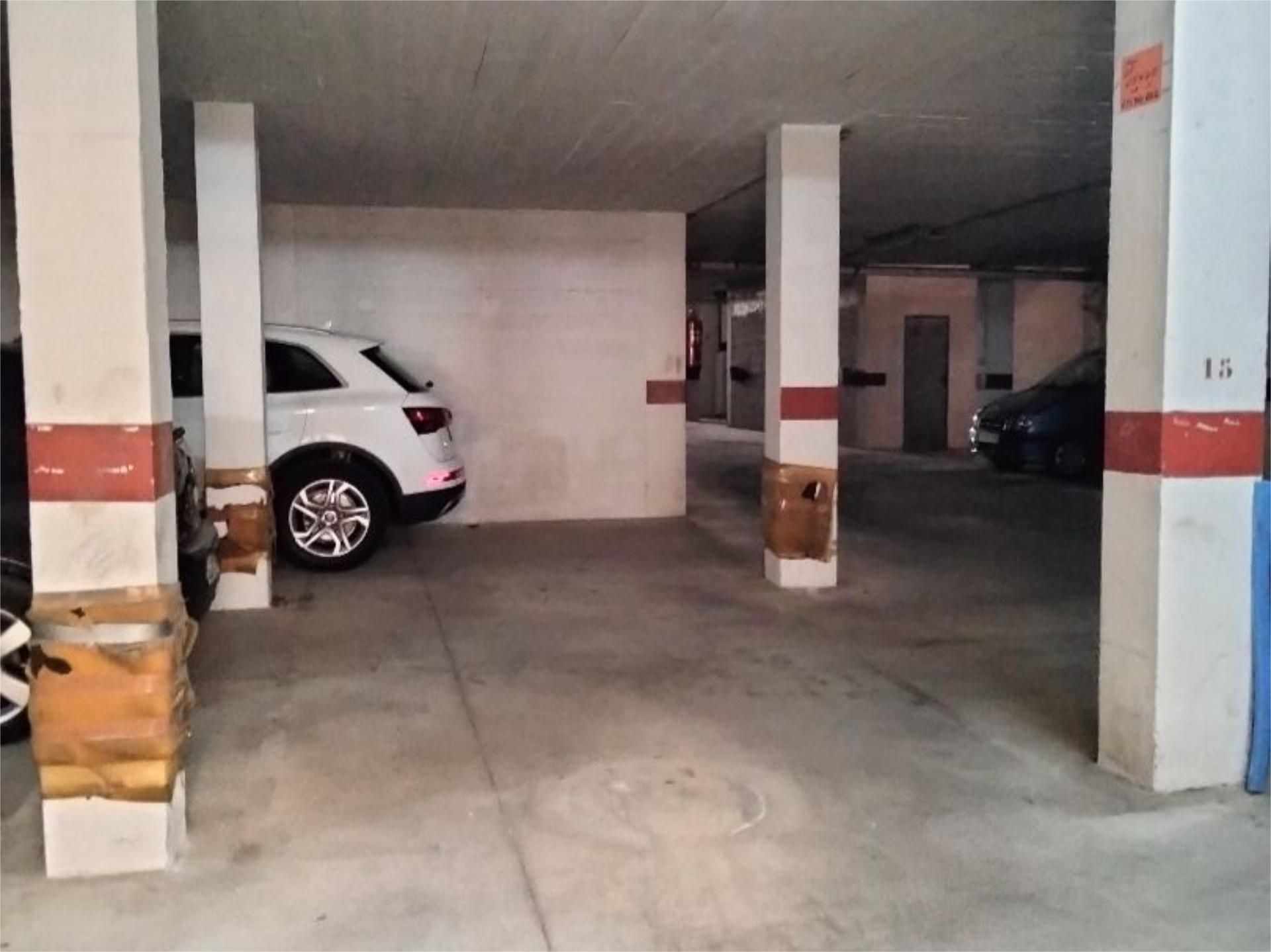 Aparcament de Garatge en venda en Linares