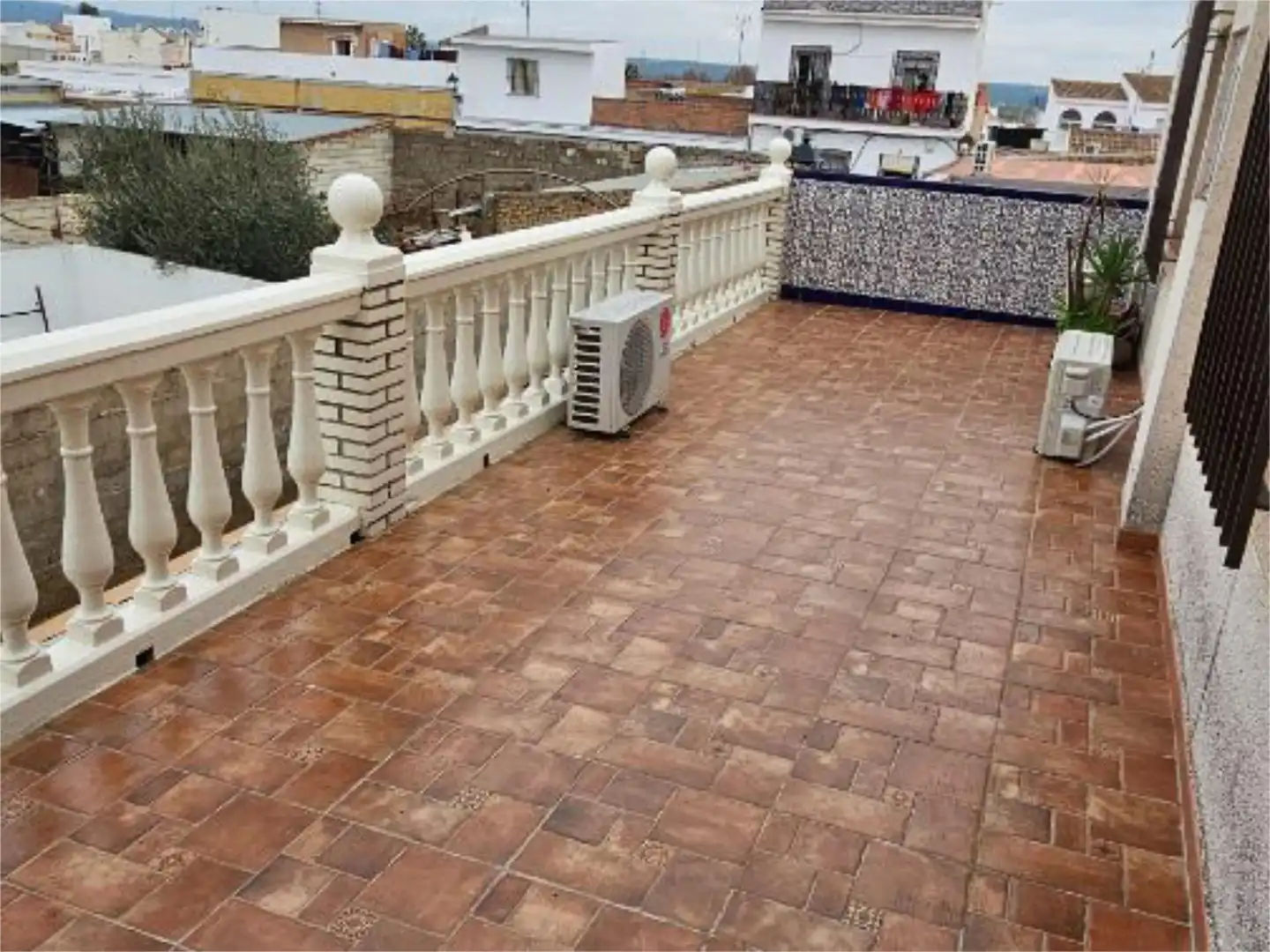 Terrace of Detached homes for sale in Alcolea del Río  with Air Conditioner, Terrace and Balcony