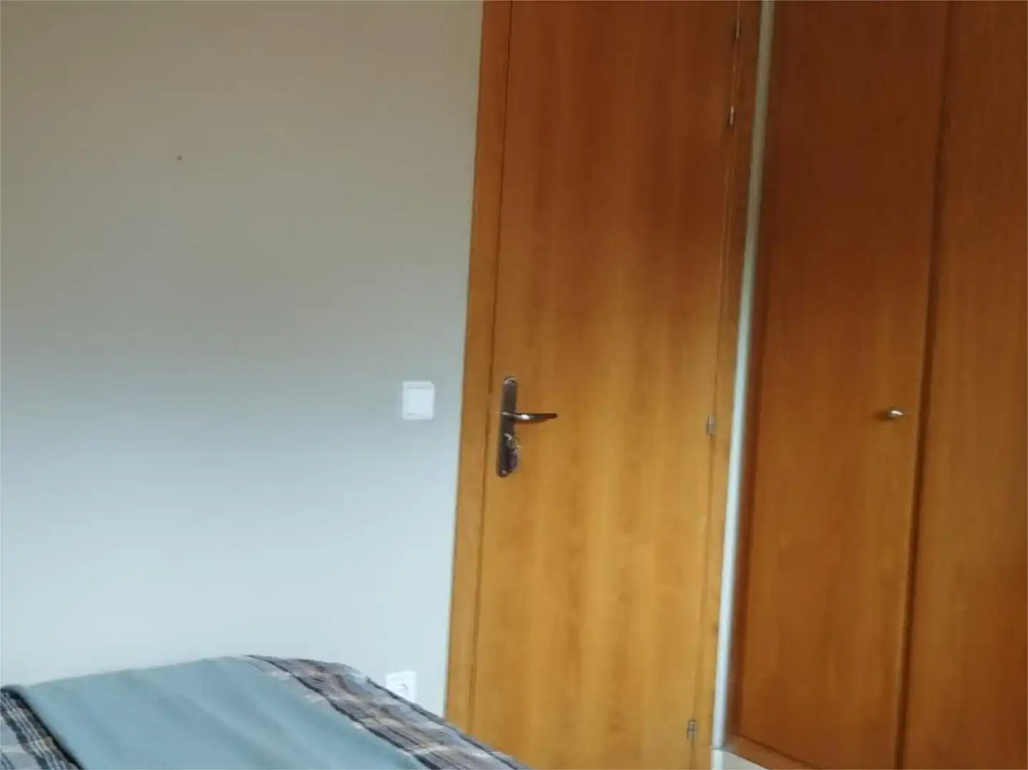 Room in Carrer de Galícia, 35, Mira-sol
