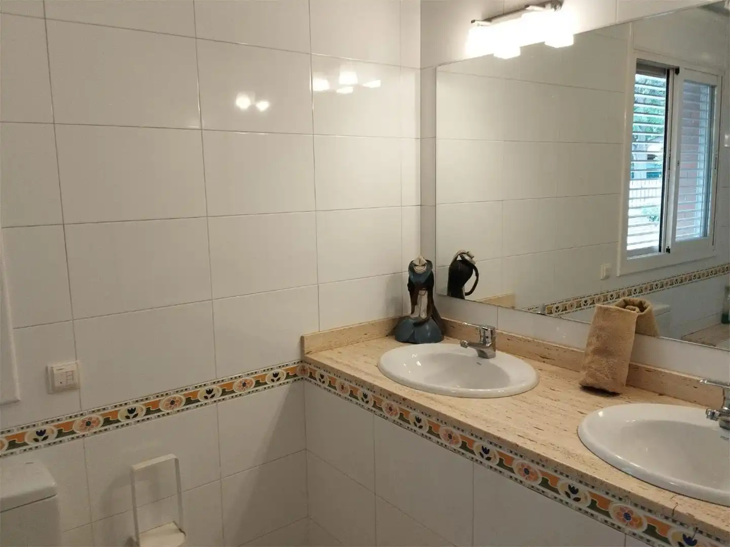 Room in Carrer de Galícia, 35, Mira-sol